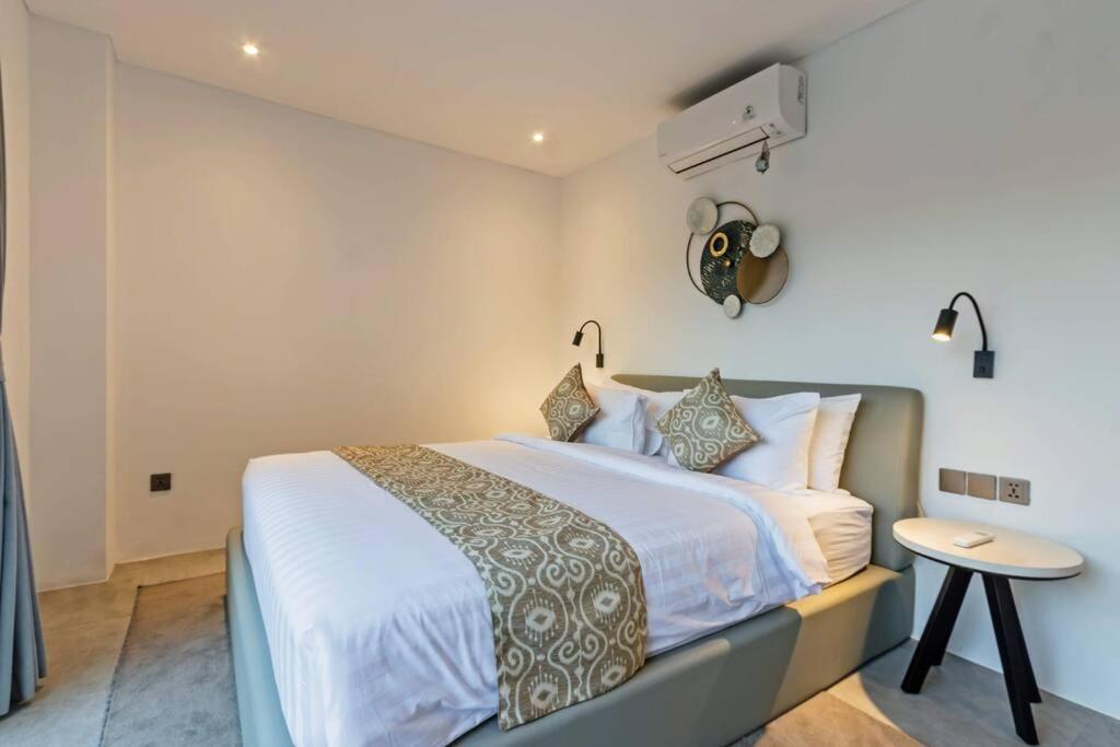 Manresa Villa Bali 4 Чангу Экстерьер фото